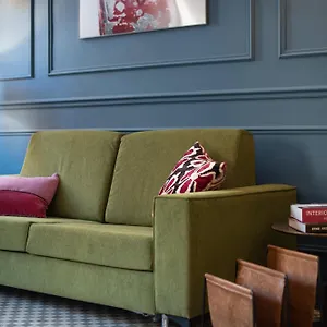 https://omm-suites-sevilla.es-andalucia.com